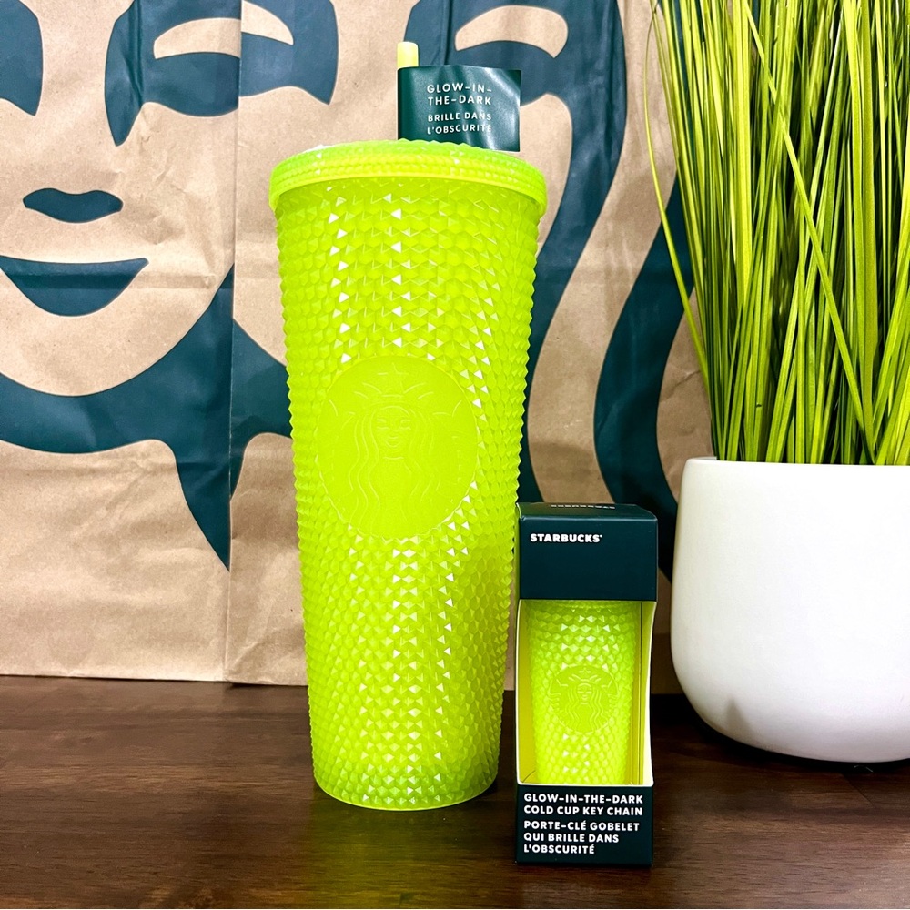 🍋Starbucks {SET} Glow in the Dark LEMONGRASS Studded Venti Tumbler & Keychain